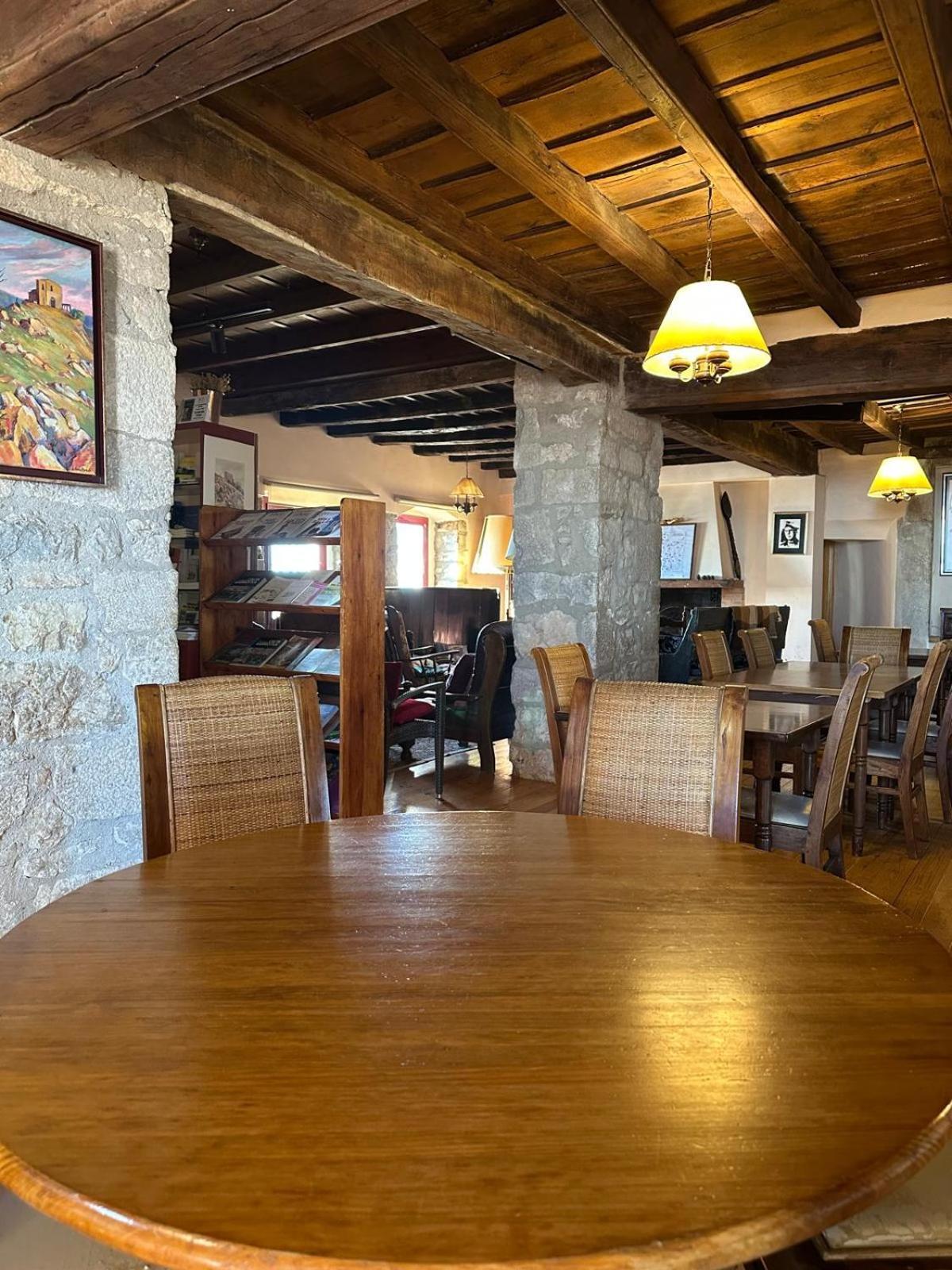 贝尔达 Santuari Mare De Deu Del Mont Restaurant-Hostatgeria酒店 外观 照片